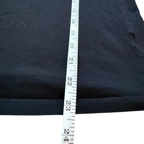 Black NHL Tank Top by Forever 21 - Picture 4 of 5